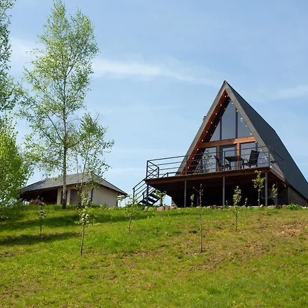 Holiday home Dobrede - будиночки під лісом Dubrynychi