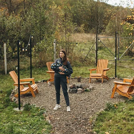 Ferienhaus Dobrede - будиночки під лісом Dubrynychi