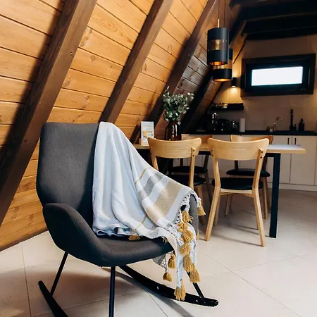 Dobrede - будиночки під лісом *