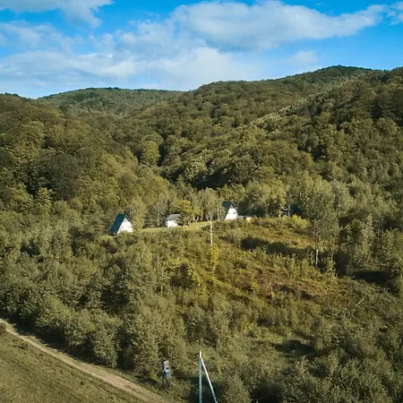 Dobrede - будиночки під лісом * Dubrynychi